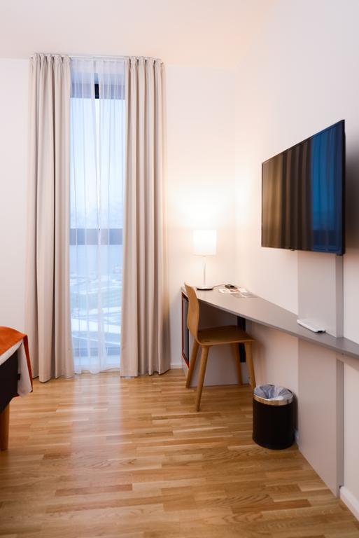 Pingvinhotellet Unn Tromso Ngoại thất bức ảnh