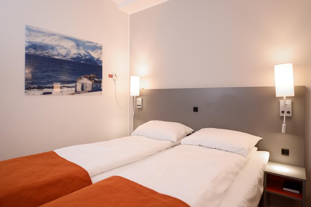 Pingvinhotellet Unn Tromso Ngoại thất bức ảnh